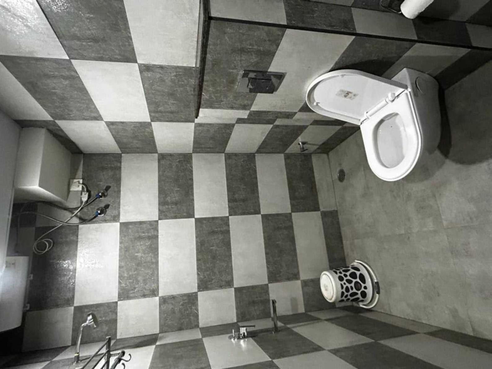O Iris Lite Hotel